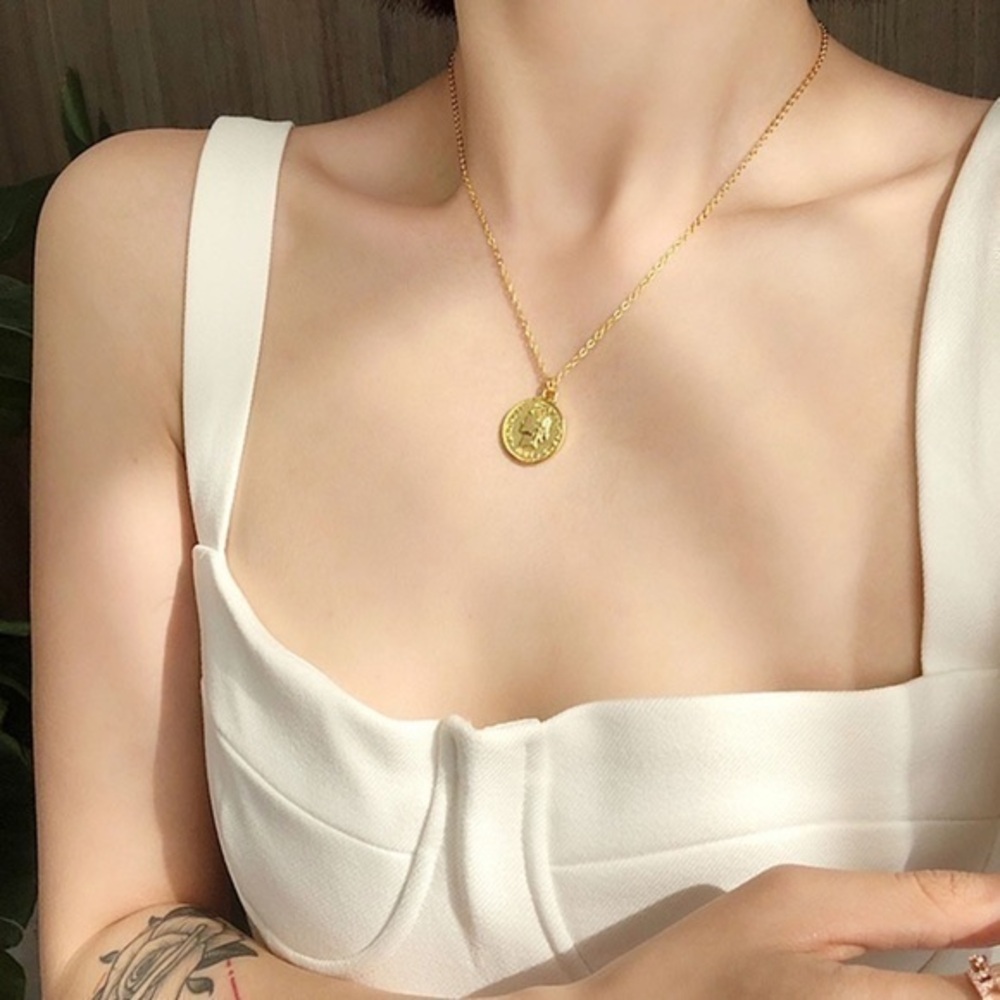 3/$30 💛 Coin Charm Necklace